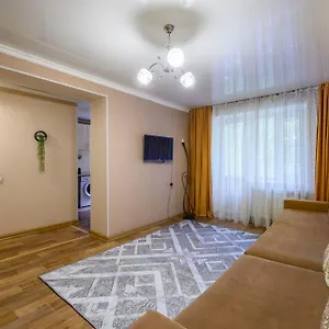 408 Lighthouse - Traveler's Choice Апартаменты Алматы